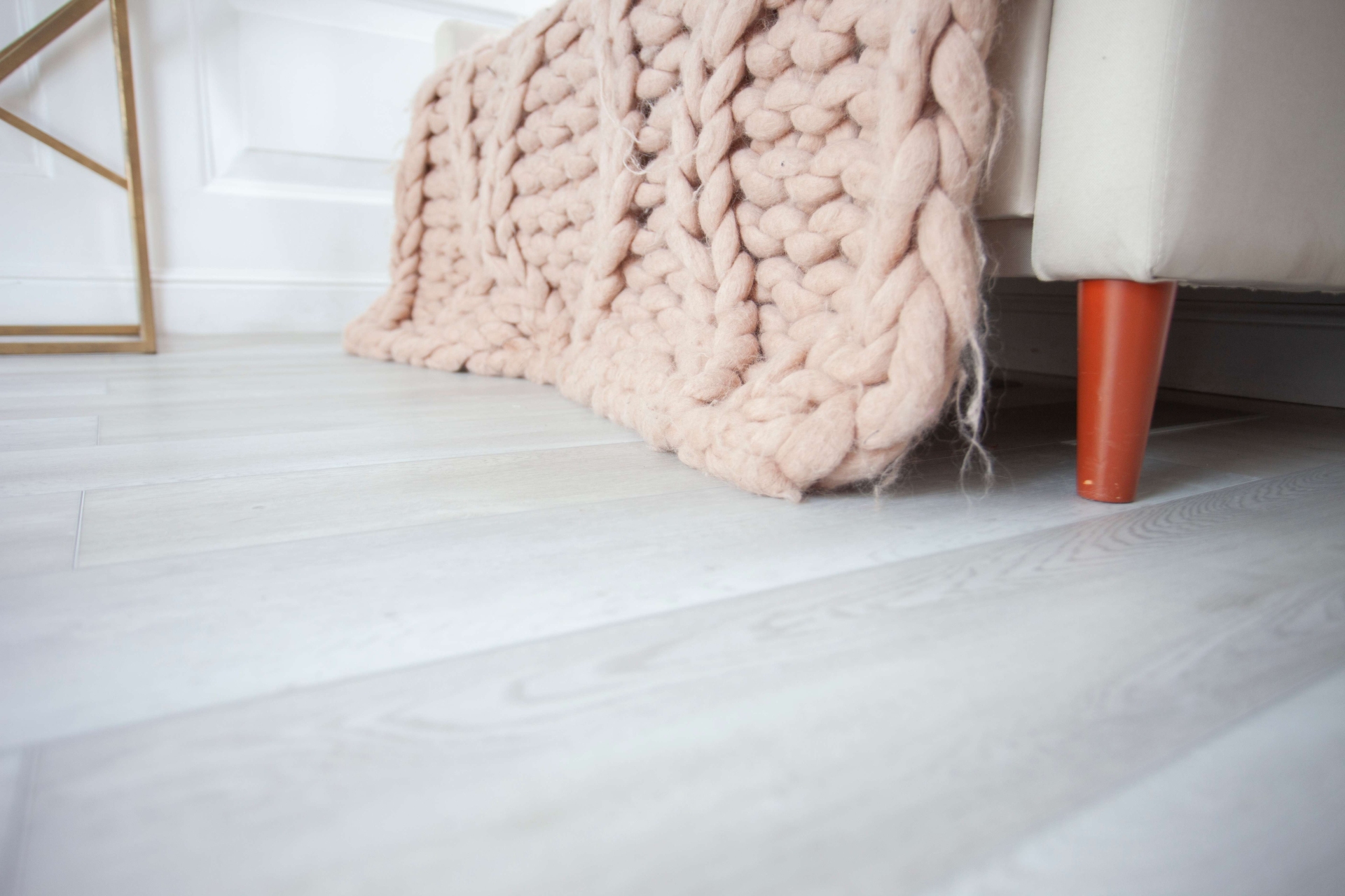 SPC ламинат «Damy Floor» Дуб Зимний (1220*180*4 мм) — купить в Пензе