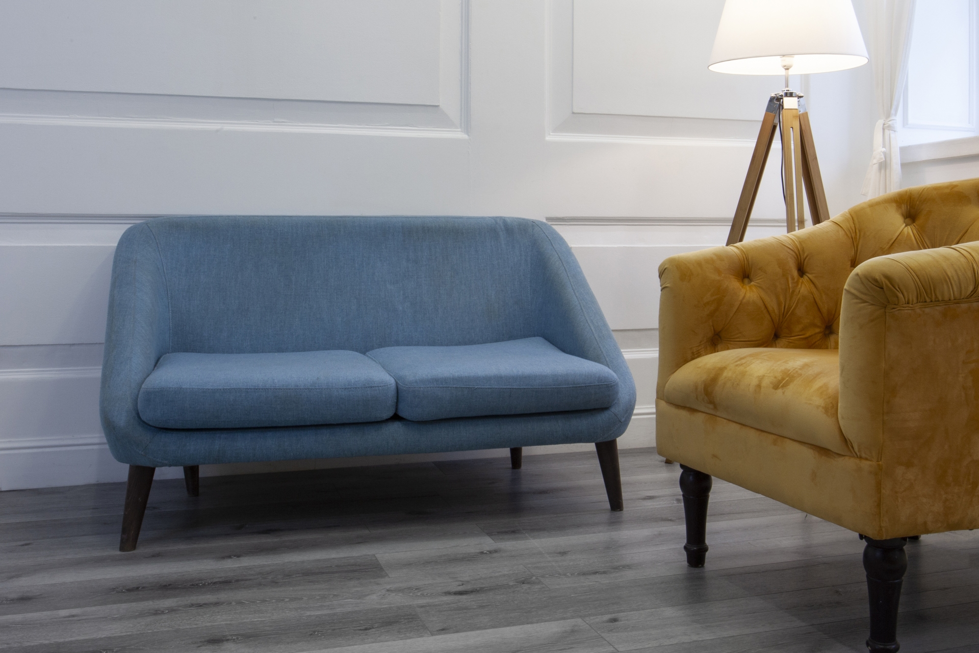 Усовершенствованная кварц-виниловая плитка «Damy Floor» Дуб Сильвер (1227*187*2,5 мм) — купить в Пензе