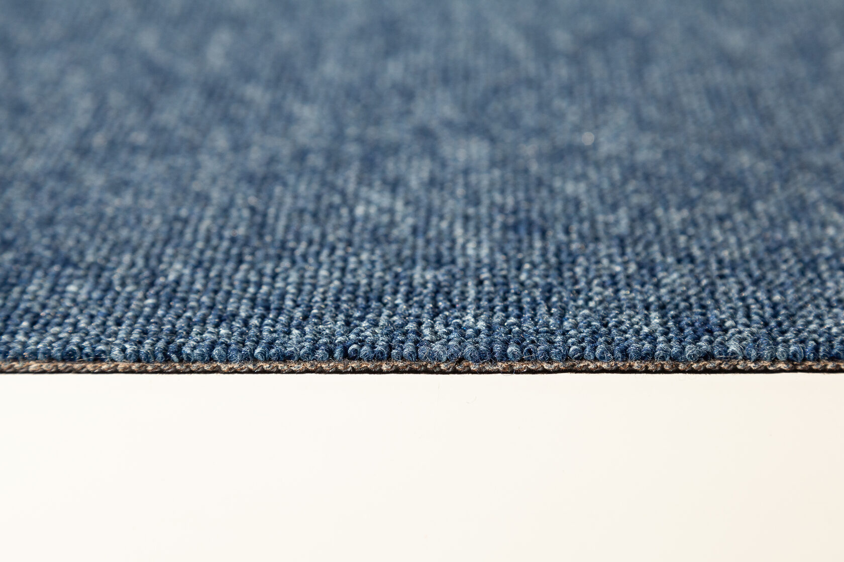 Ковровая плитка "Bonkeel" Space Blue (500*500*5,9 мм) — купить в Пензе