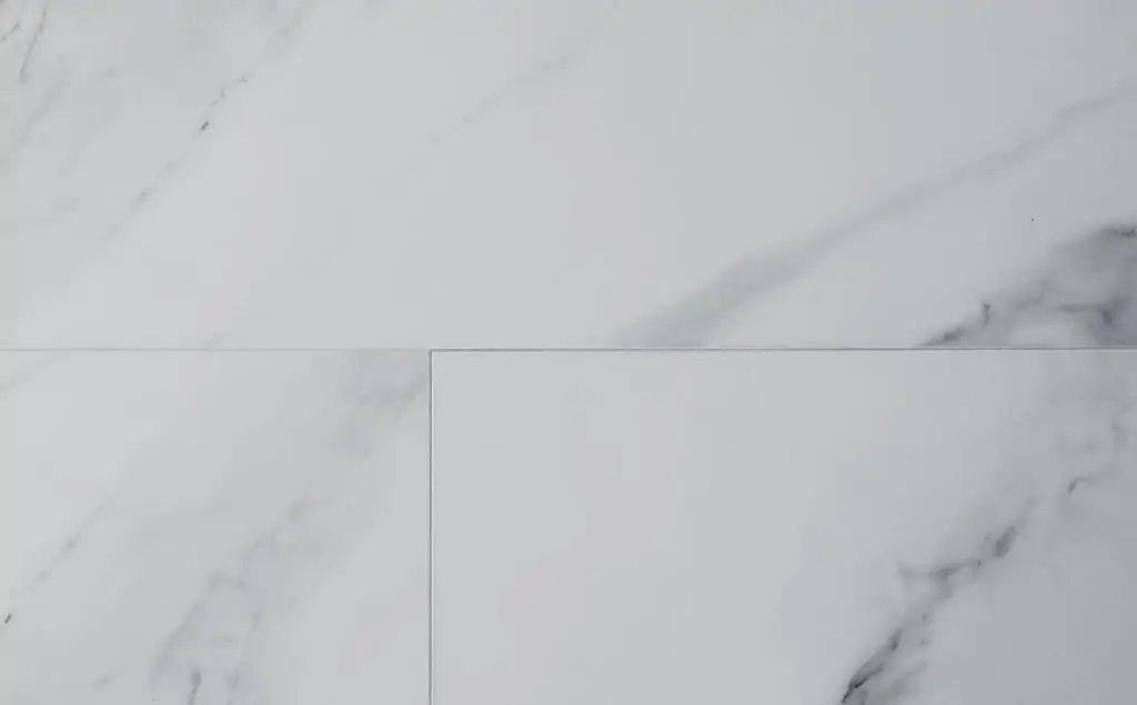 Виниловые полы "FirmFit" Tiles Мрамор Калакатта XT-4000 (600*300*5 мм) — купить в Пензе